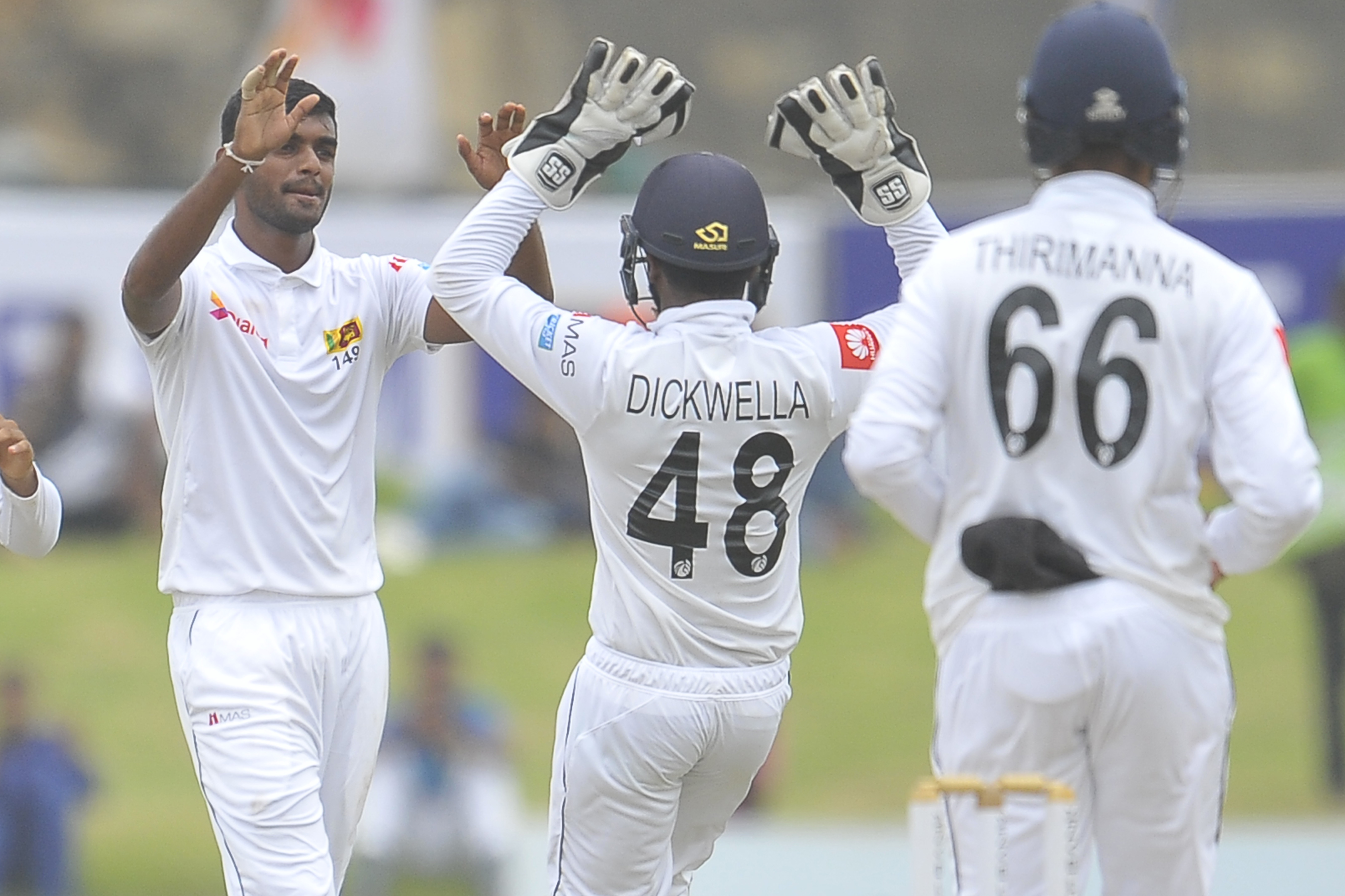 Embuldeniya 4-wicket burst reduces New Zealand to 195/7 to leave first test evenly poised