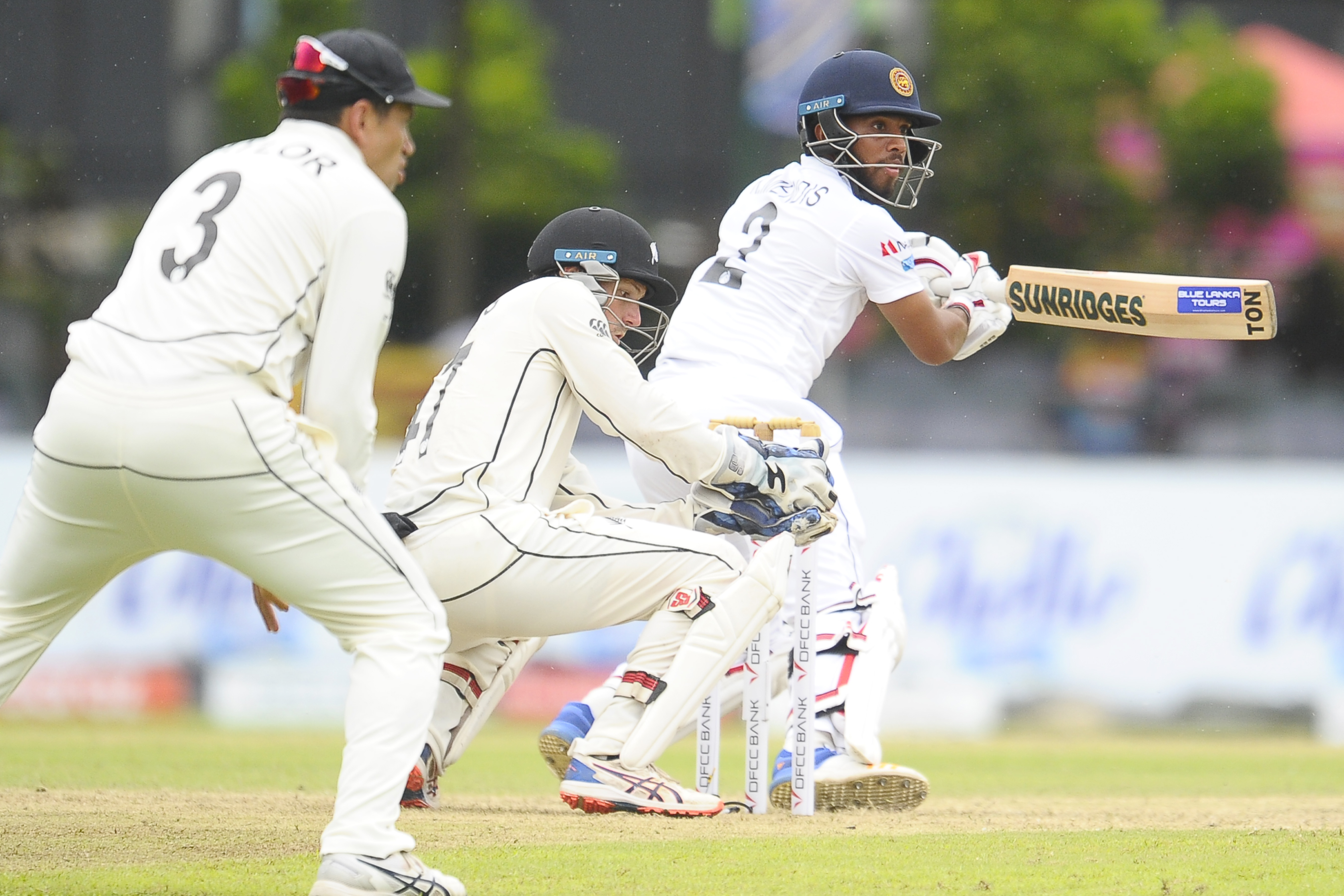 Karunaratne n.o. 49; Sri Lanka 85/2 on rain marred first day