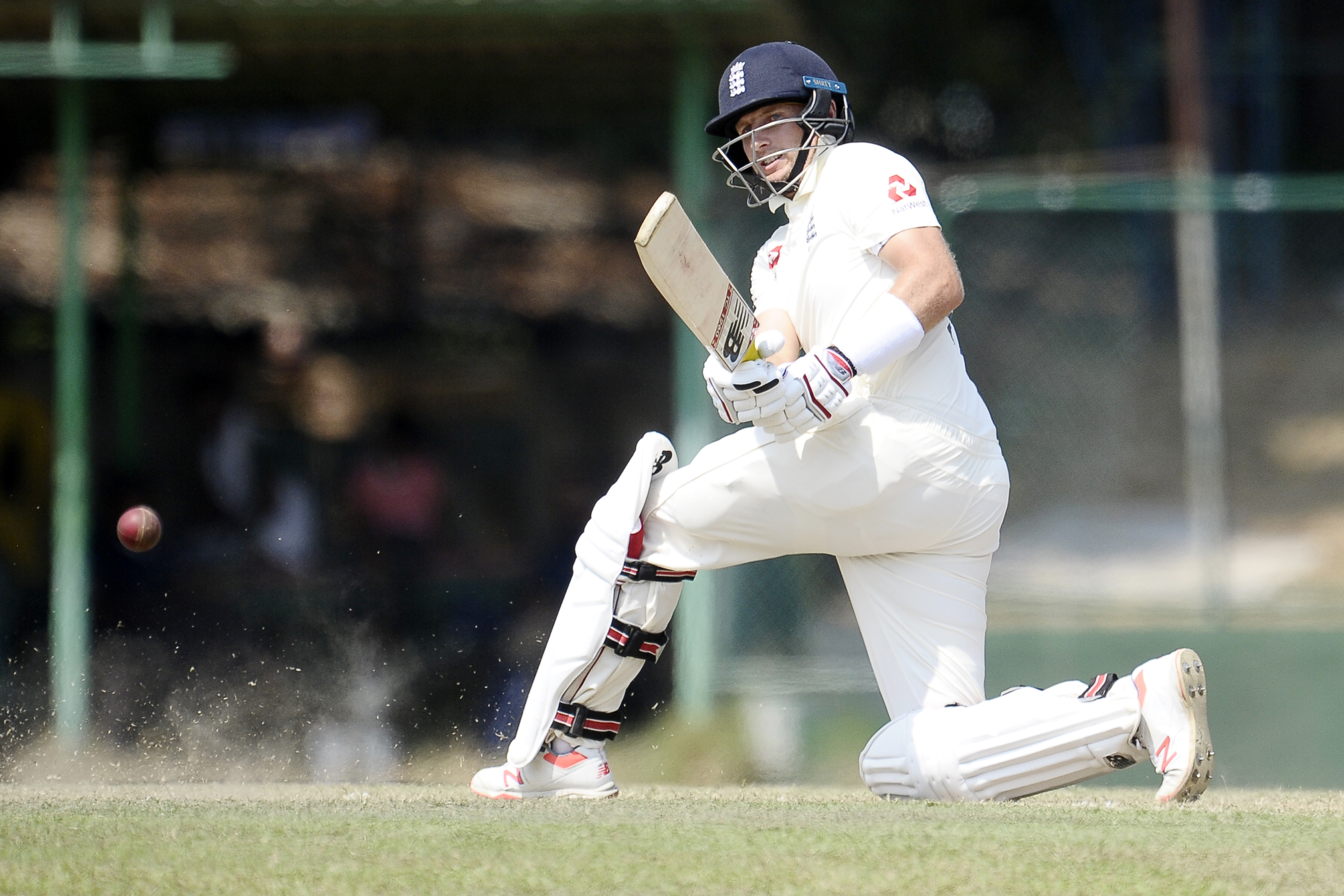 Sri Lanka 53/2 chasing 482 as England revel on Joe Root’s twin tons