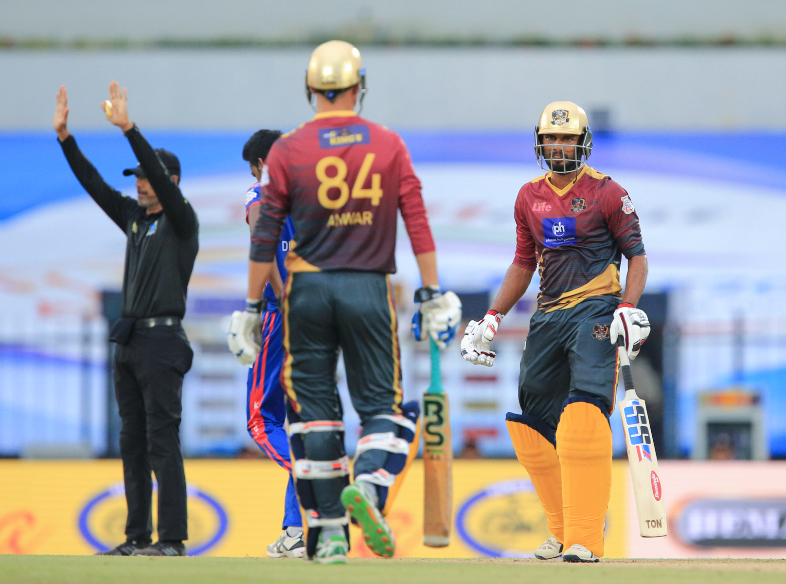 Dasun Shanaka 34-ball 56 fires Dambulla Vikings to victory over Colombo Kings