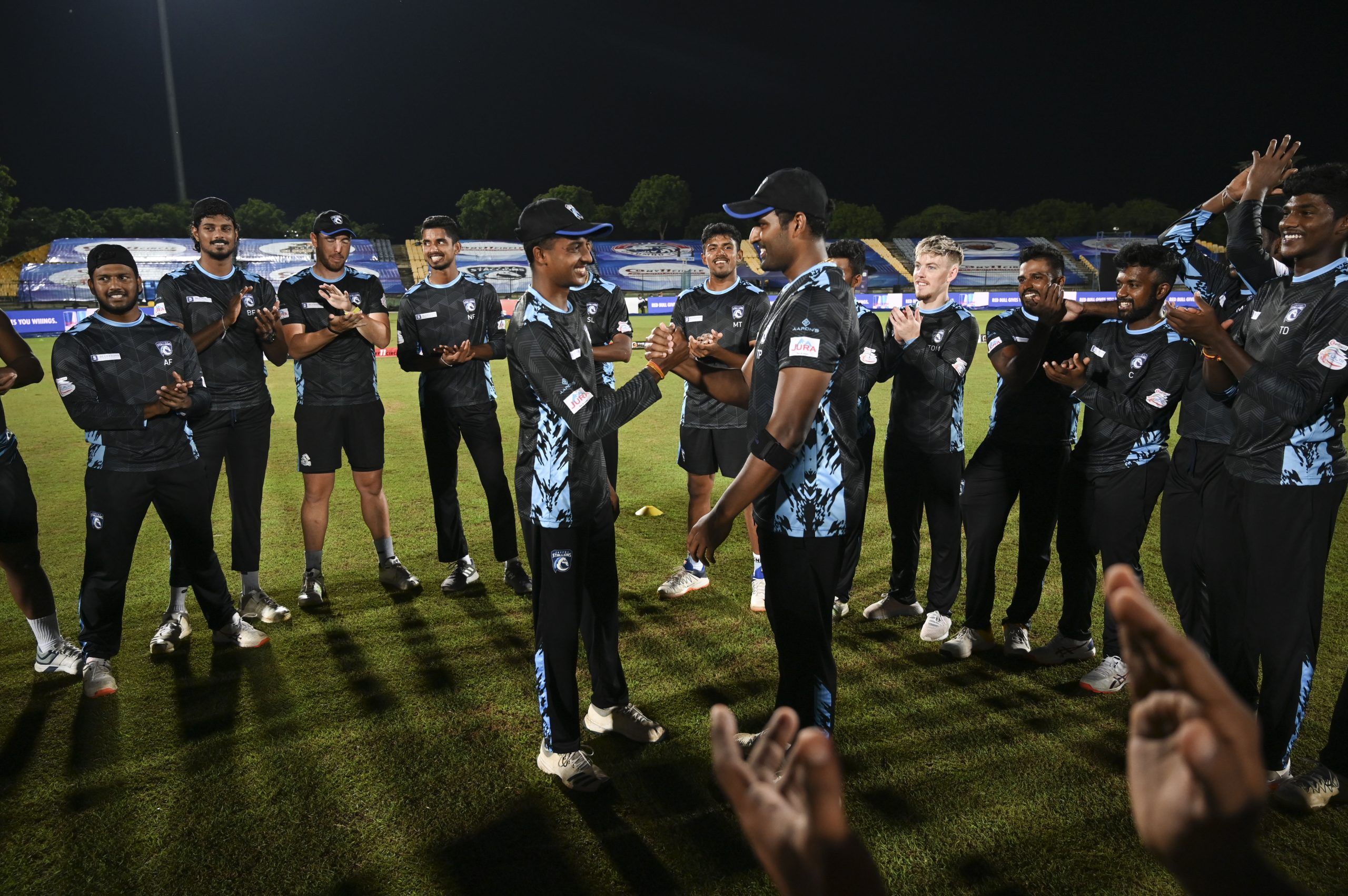 යාපනයේ විජයකාන්ත්ට අපූරු උපන්දින තෑග්ගක්