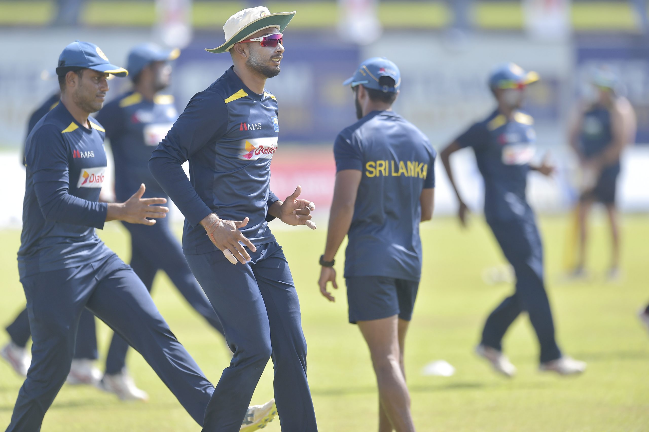 ධනුෂ්ක-භානුක-පැතුම්-දසුන්-චමීර පුහුණු තරගයේ දක්ෂතා අතරට