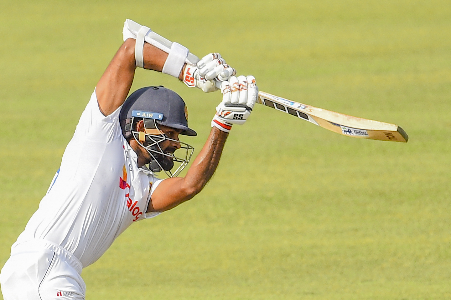 Thirimanne n.o. 131, Karunaratne 118 in record 209 stand – Sri Lanka 291/1