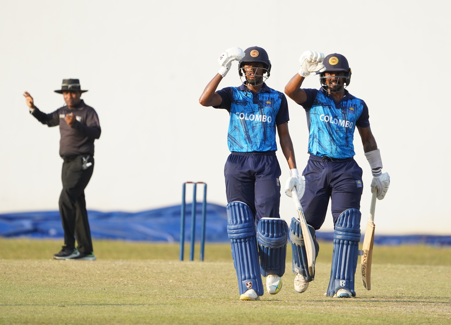 Colombo beat Kandy by 6 wkts; Galle edge Dambulla by 3 wkts.