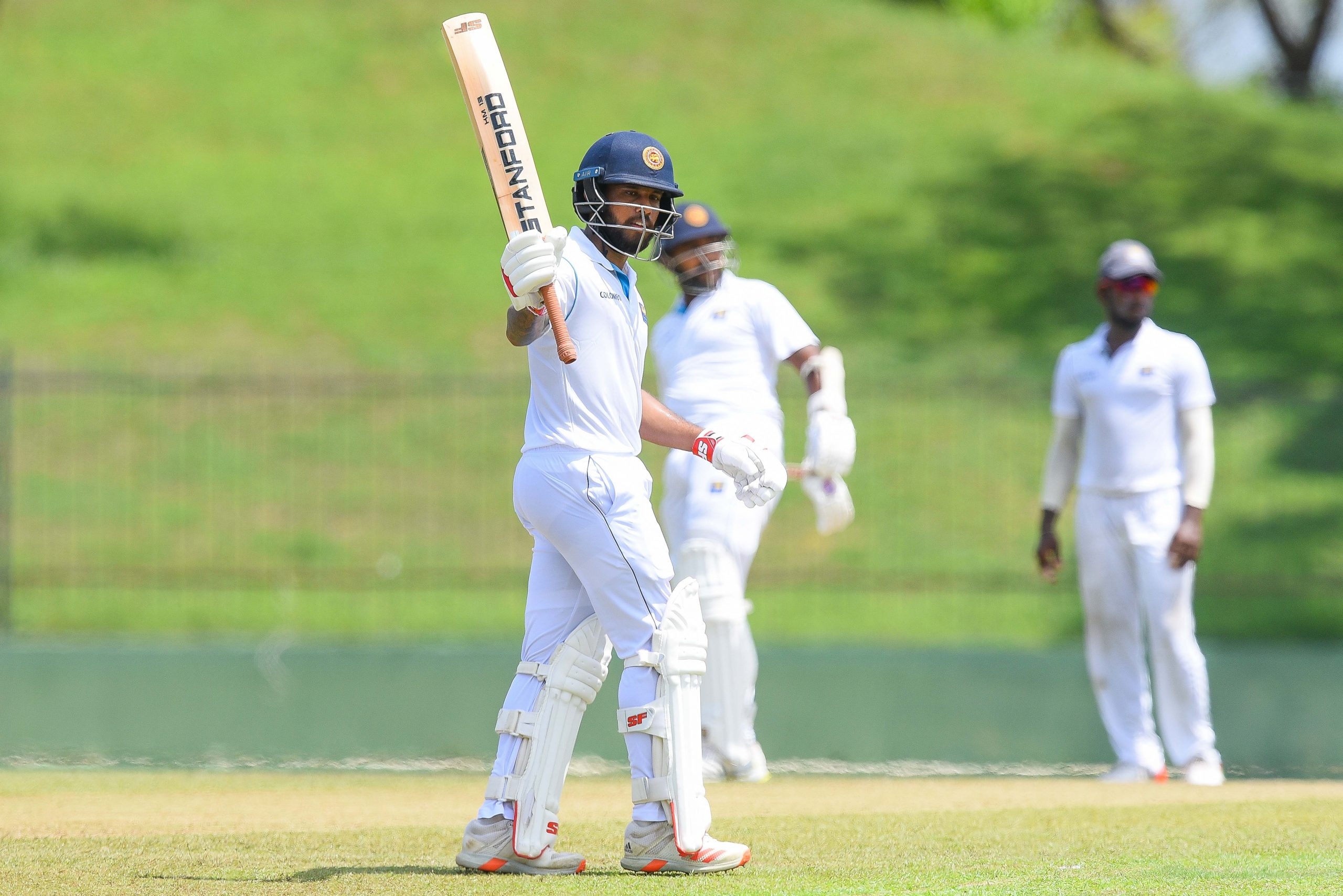 Colombo 272 – Kusal Mendis 114; Jaffna 204/8 Samida Fernando n,o. 76