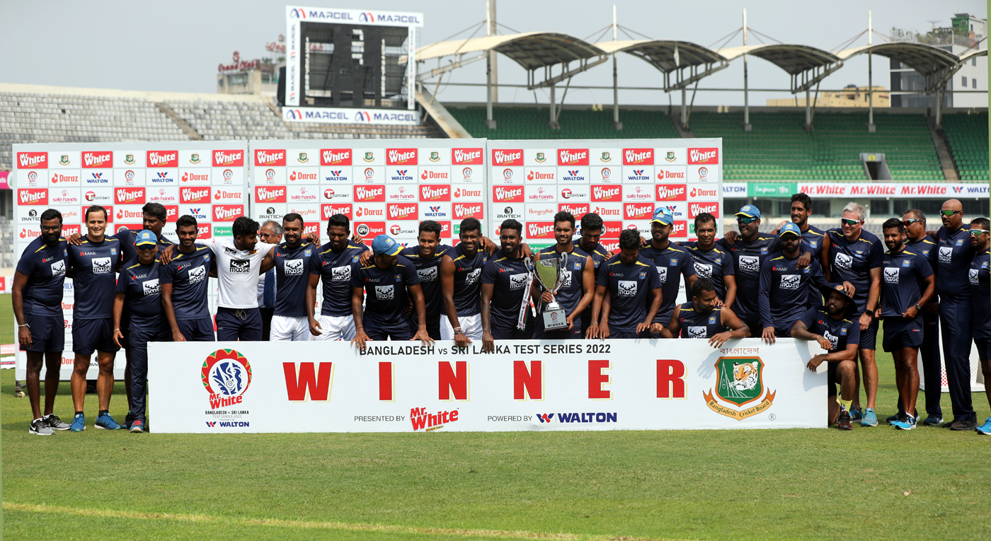 ශ්‍රී ලංකාවට කඩුලු 10 ක විශිෂ්ඨ ජයක්