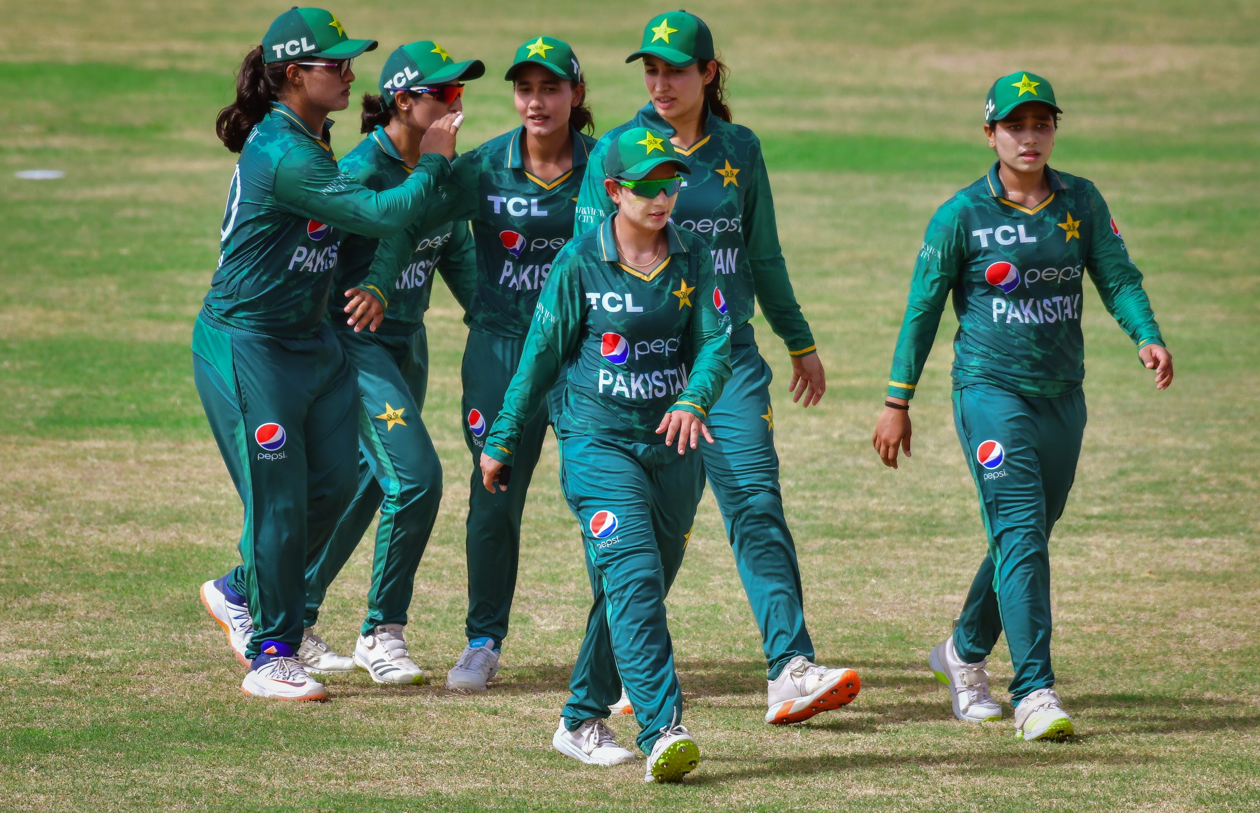 පාකිස්තානු ක්‍රීඩිකාවෝ විස්සයි-20 තරගාවලිය ජය ගනිති