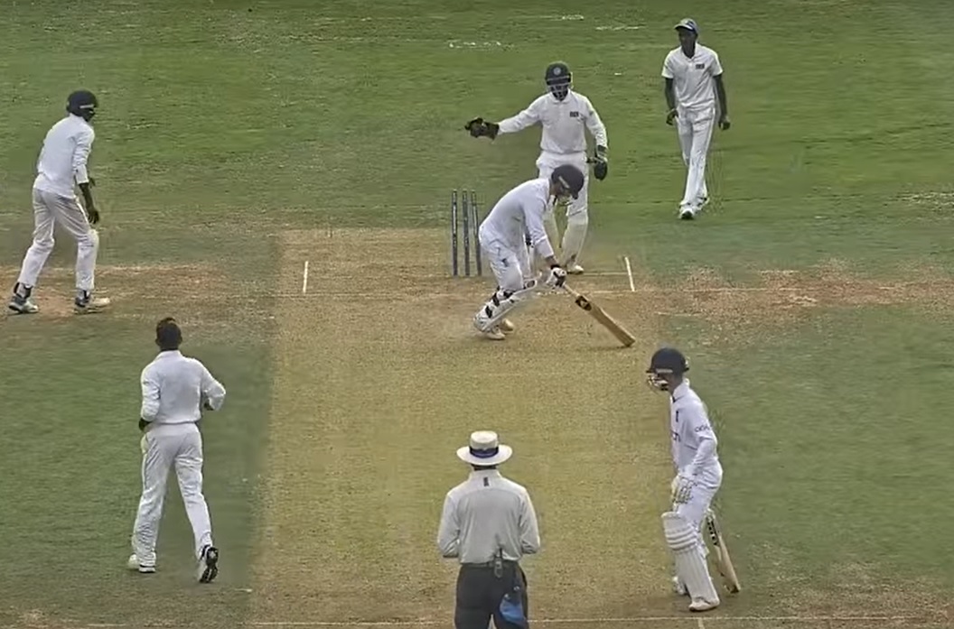 ලකුණු 387 න් එංගලන්ත යොවුන් පළමු ඉනිම නවතියි