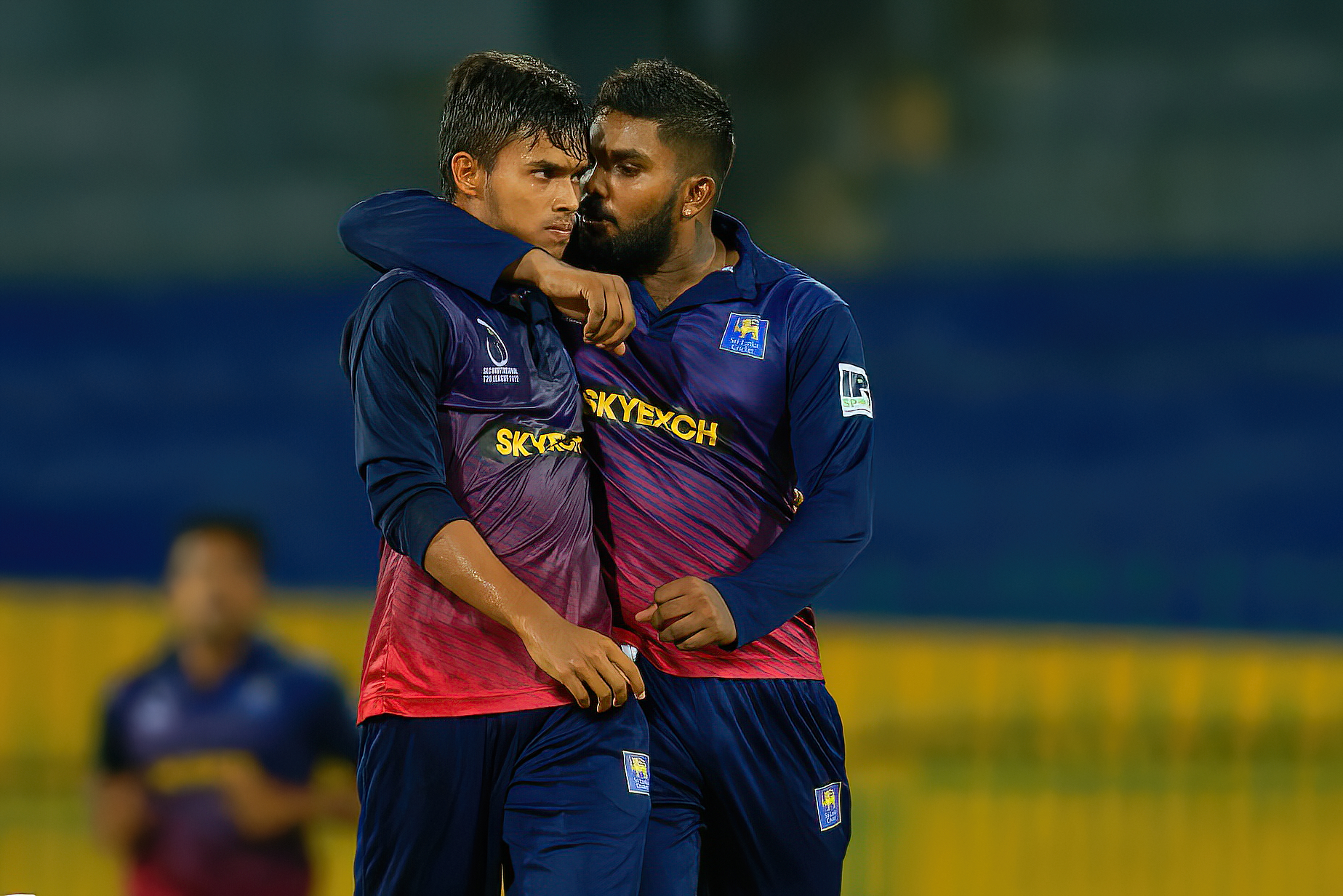 Wanindu Hasaranga 69 and 2/48 stars in Reds win over Blues