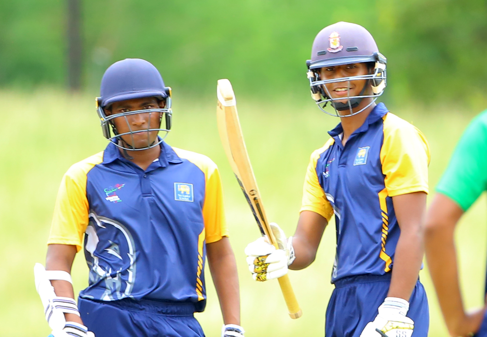 කැන්ඩි පිට පිට දෙවැනි ජයත් ලබයි
