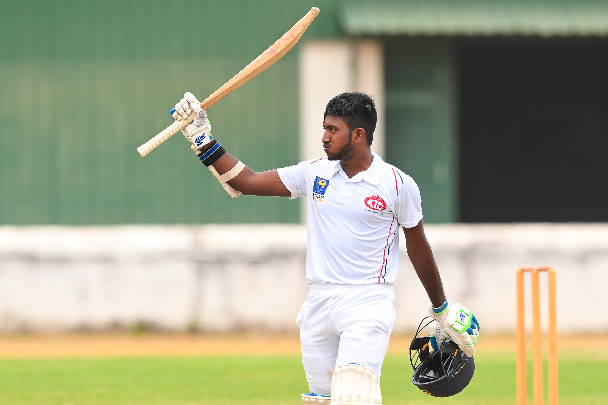 කණ්ඩායම් 5 ක් පූර්ණ ජයග්‍රහණ වාර්තා කරති