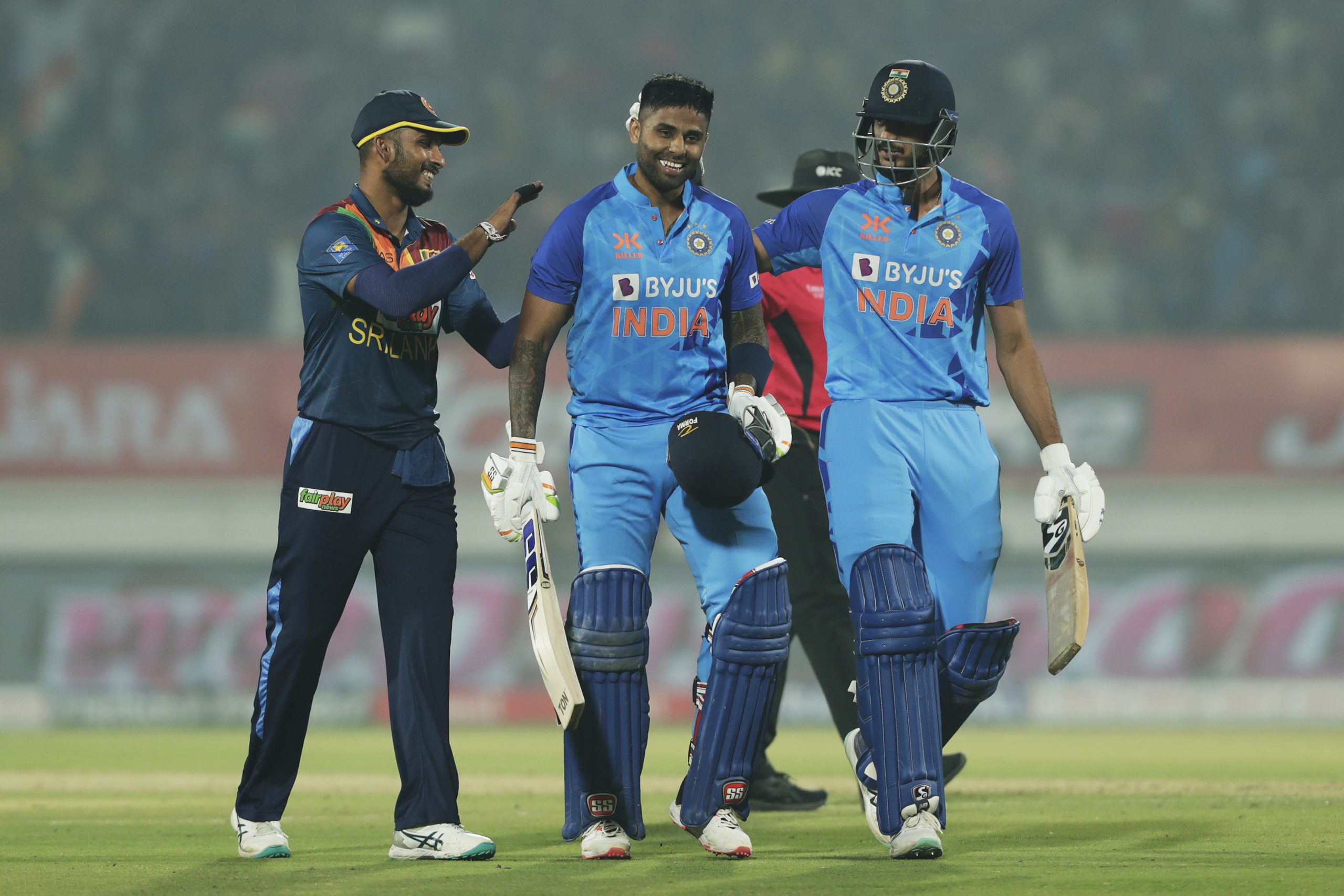 Suryakumar Yadav smashes 112 n.o. off 51 as India take series 2-1