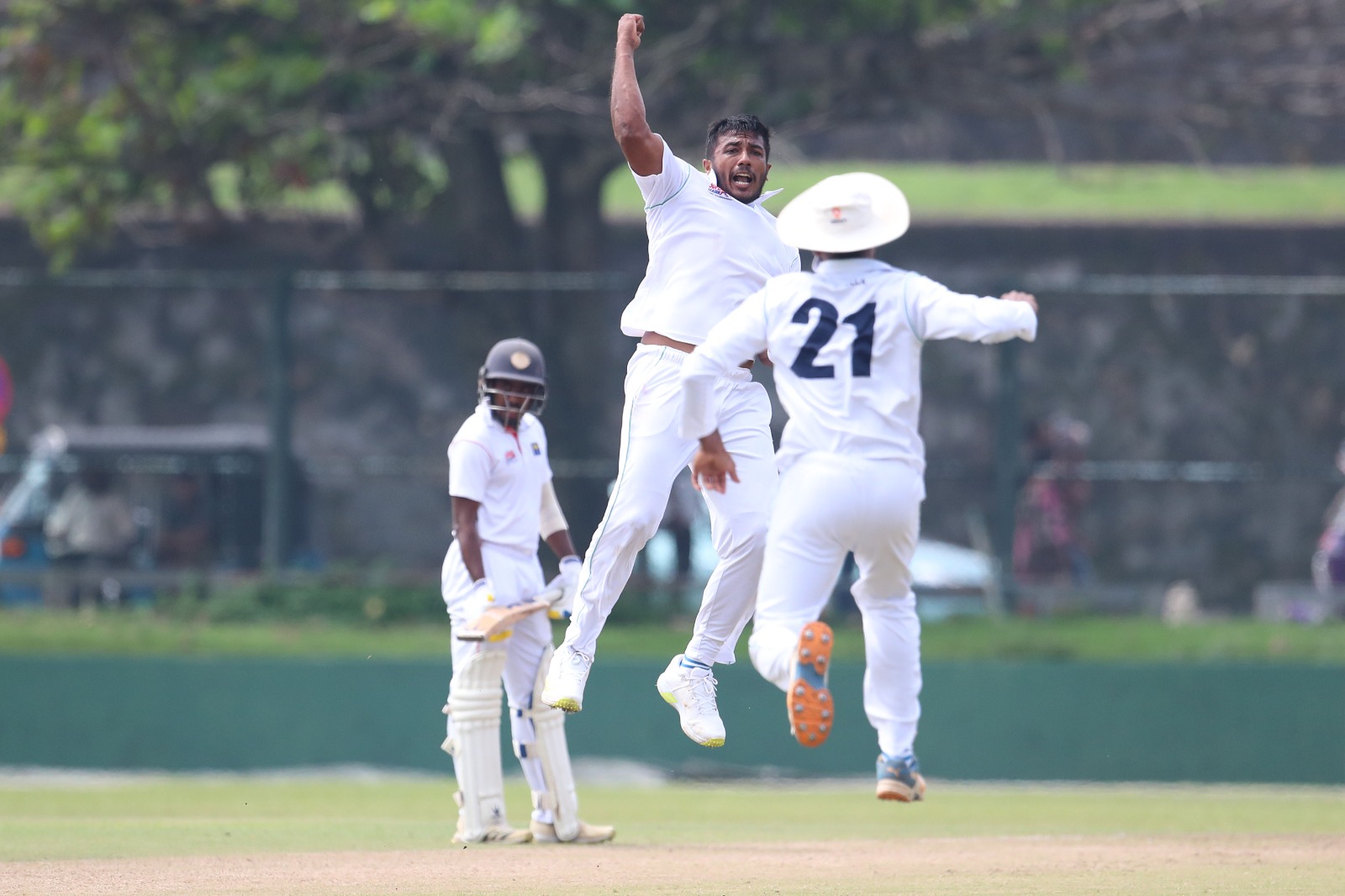 Galle 93/5 chasing 258 for the jackpot