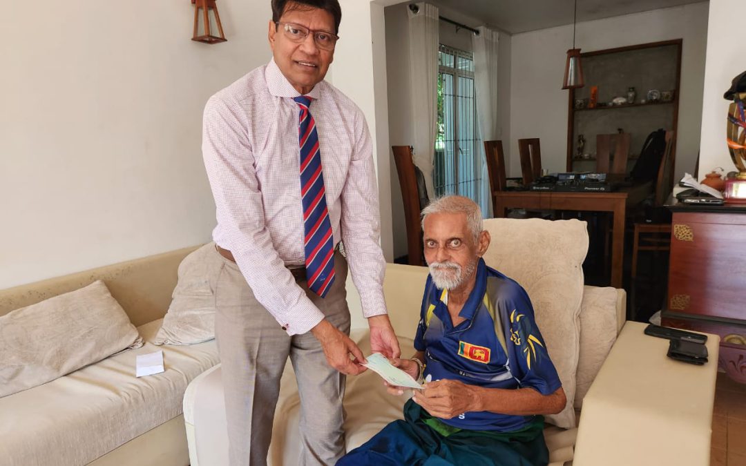 Sri Lanka Cricket presents Rs.5 million to Percy towards his health and wellbeing