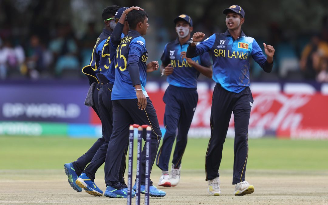දකුණු අප්‍රිකාව ලකුණු 119කින් ජය ගනී