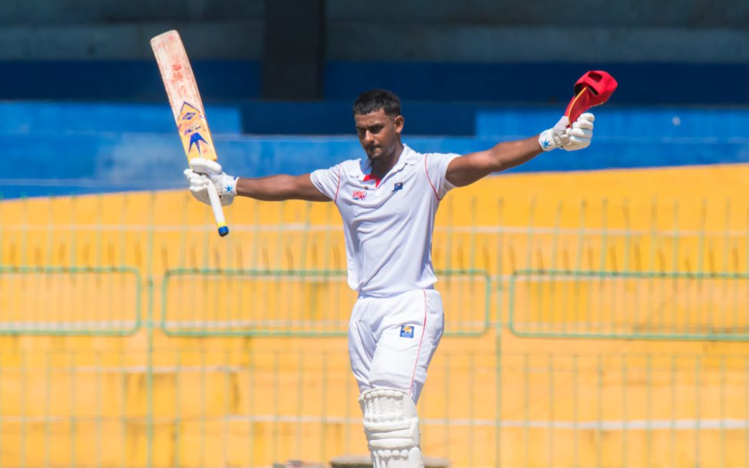 දඹුල්ල පරාජය කළ මහනුවර ලකුණු සටහනේ දෙවැනි තැනට පසිඳු සූරියබණ්ඩාරගෙන් ද්විත්ව ශතකයක්
