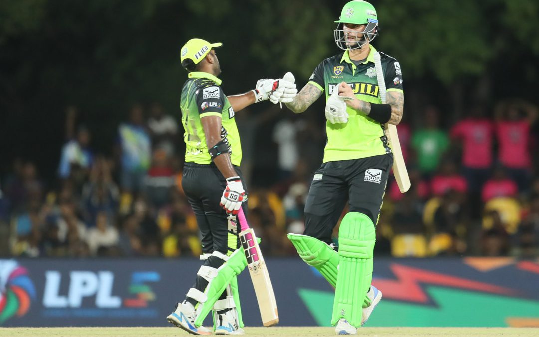 Alex Hales 86 n.o., Bhanuka Rajapaksa 46 n.o. the marvels