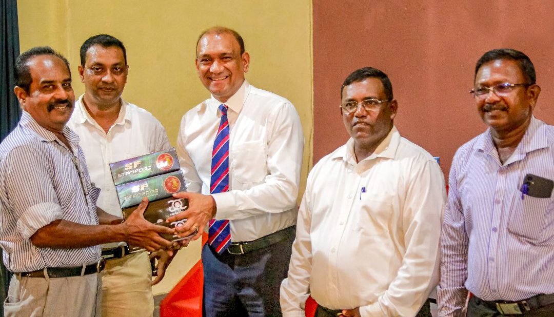 Sri Lanka Cricket distributes cricket balls for 490 schools.
