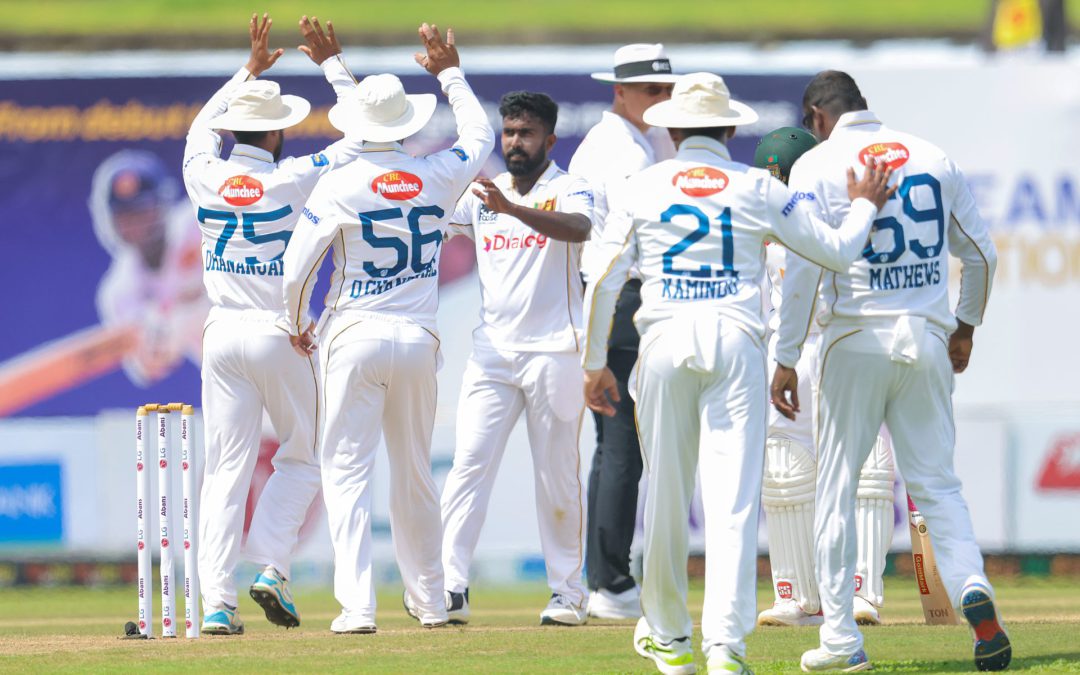 බංග්ලාදේශ පළමු ඉනිම ලකුණු 500 සීමාව ආසන්නයට