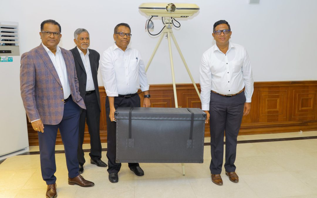 ශ්‍රී ලංකා ක්‍රිකට් වෙතින් පන්දු යැවීමේ යන්ත්‍ර 24 ක් ප්‍රධානය කරයි