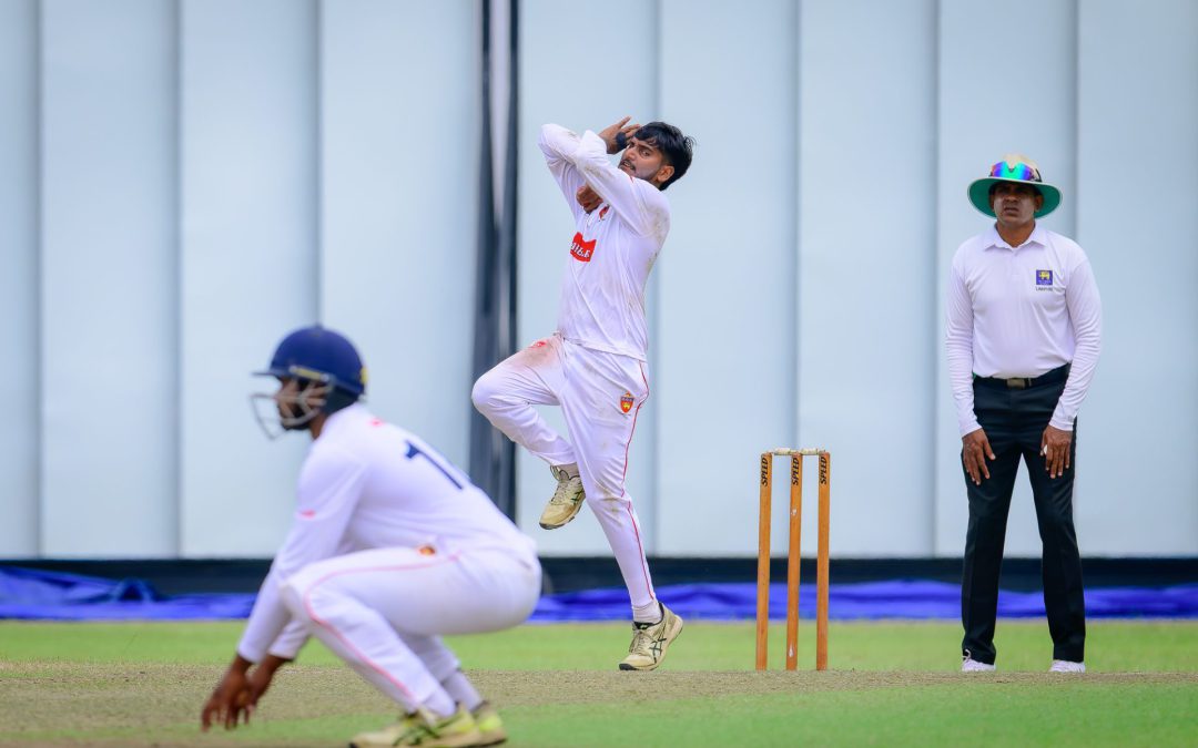 Colombo CC flay Leo CC to tune of 327