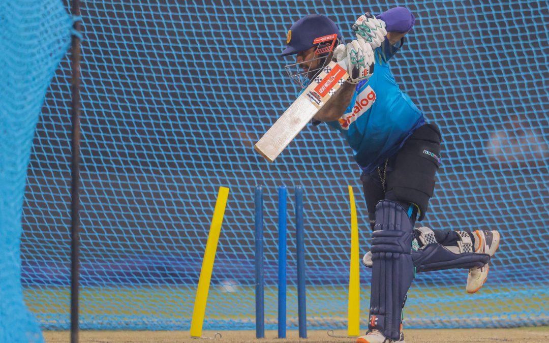 Lankan batsmen face ultimate of beating resurgent England at spin in decisive humdinger