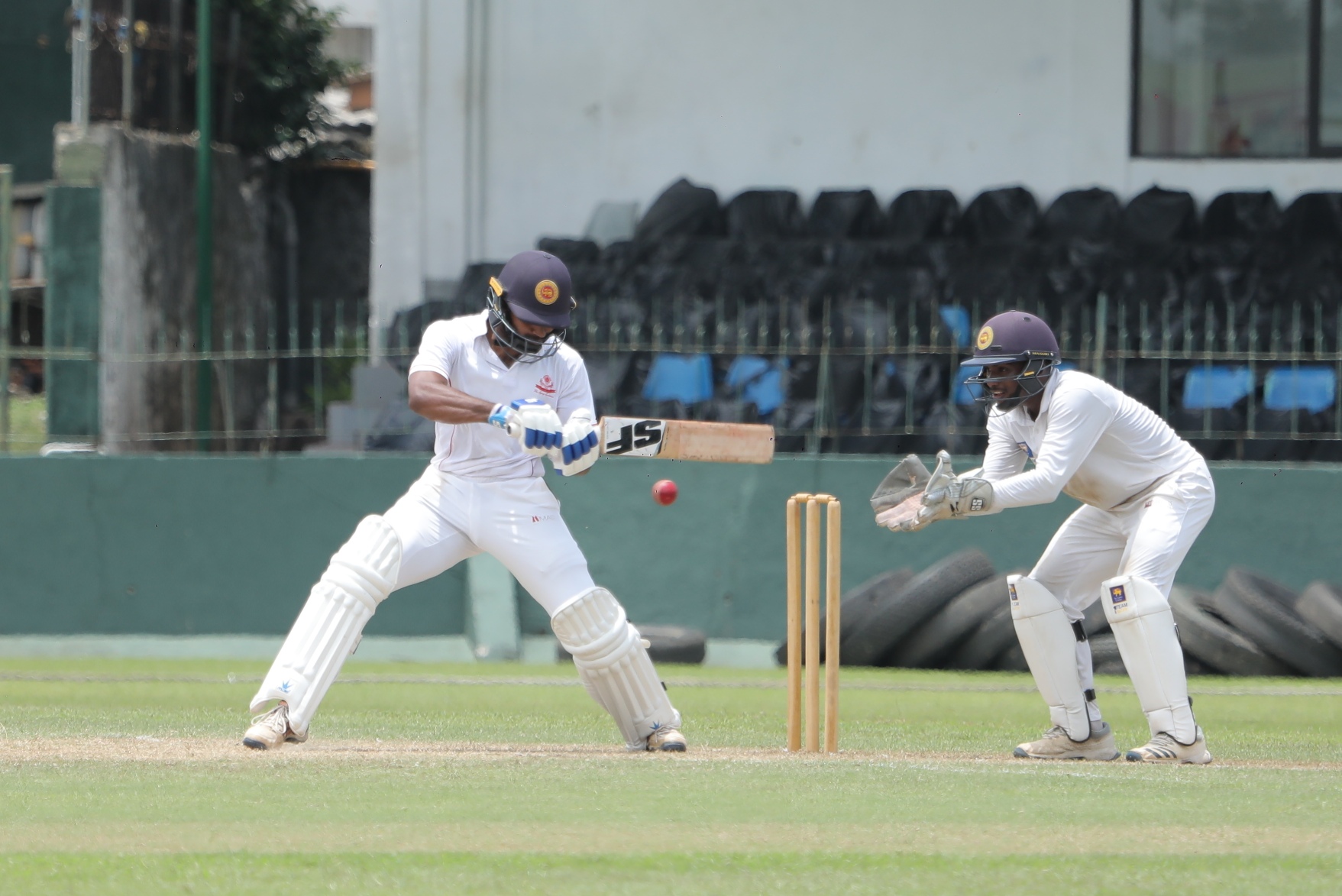 Roshen 67, Thirimanne 63 as Ragama lead Colts CC by 285