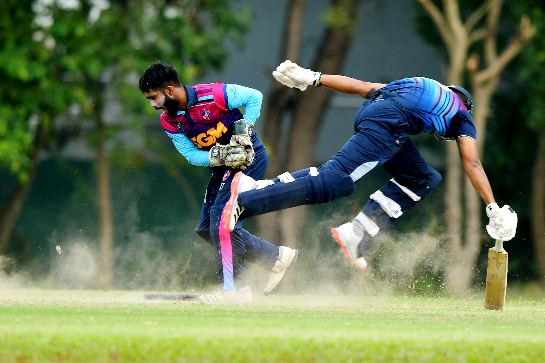 Negombo CC beat BRC by 47 runs, Ragama outwit Sebs, NCC down SL Ports Authority