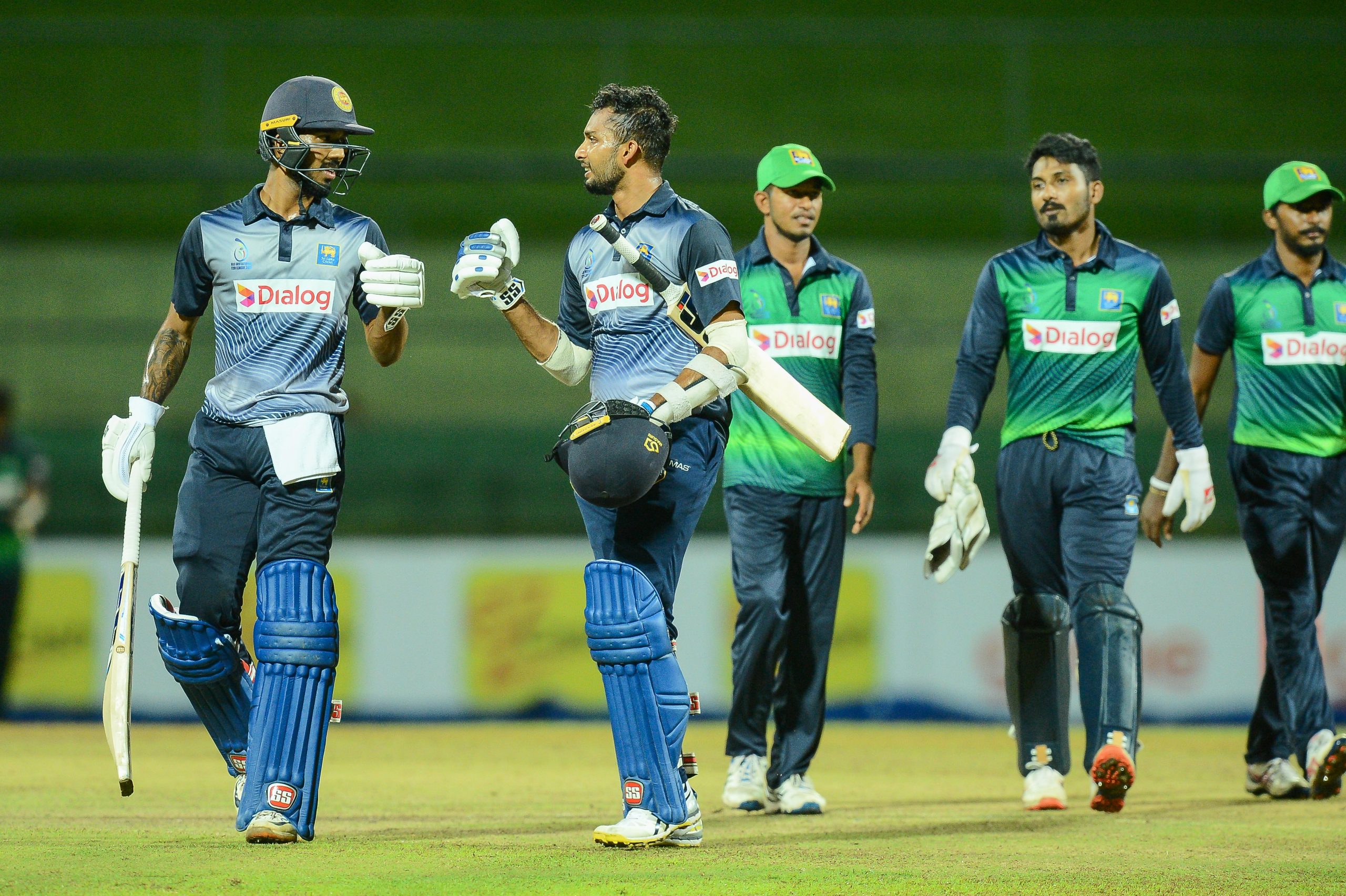 Chandimal clicks with another half-ton in Reds 6-wkt. win over Blues; Dasun Shanaka cameo 55 as Greys beat Greens by 4 runs